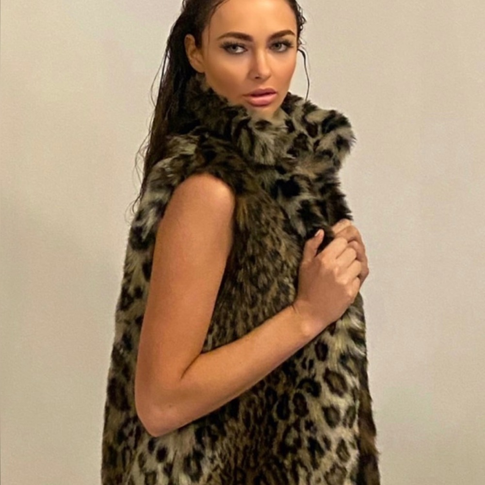Leopard Print Faux Fur Vest